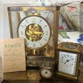 DC02. Le Coultre ATMOS perpetual motion brass and glass clock. 